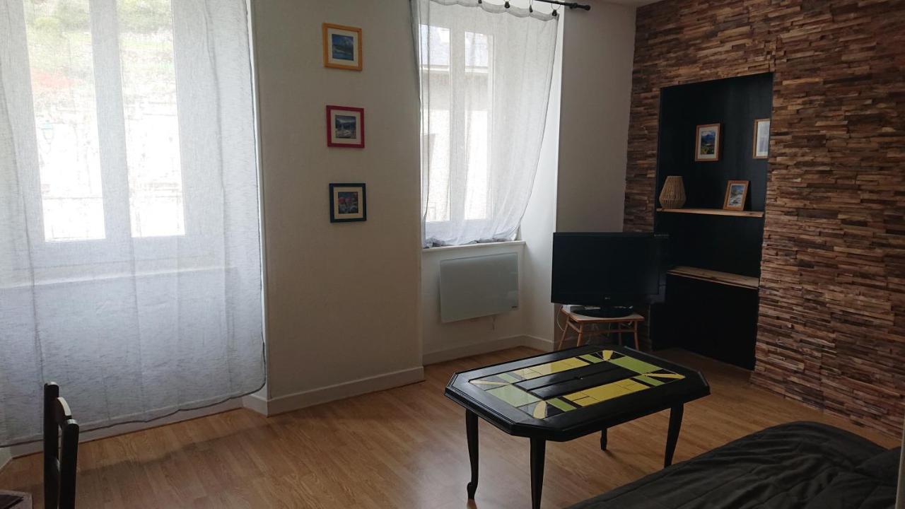 Appartement Dans Ancienne Maison Pyreneenne. Cadéac Zewnętrze zdjęcie